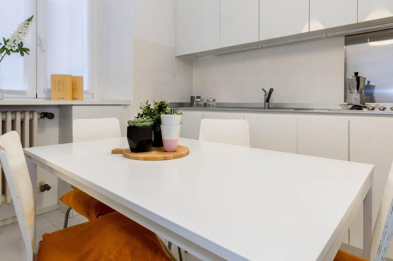 Altido Darsena Apartment Милано Екстериор снимка